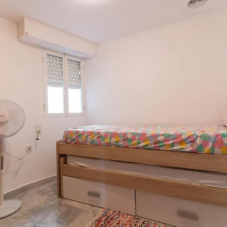 Appartement Rentafive - Centro - A/a - 1min Playa *